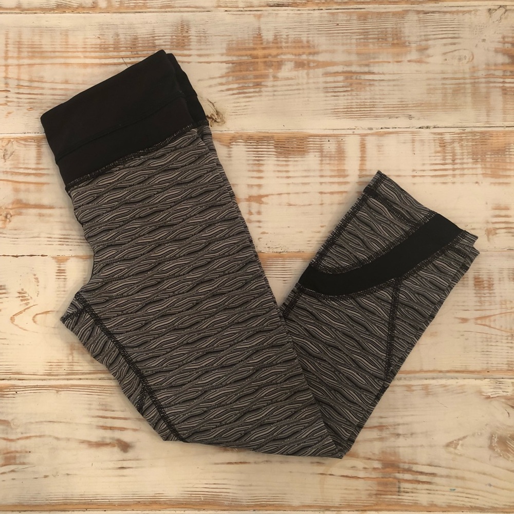 Lululemon textured weave leggings